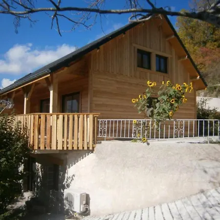 Chambon-sur-lac, 3 Pieces, 5 Personnes - Fr-1-630-113 Chambon-sur-Lac